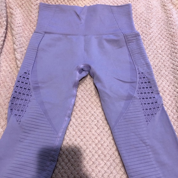 SOLD! Seemless leggings and bra SET! - Picture 3 of 7